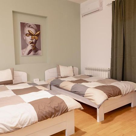Airmi Hotel Surcin Bagian luar foto