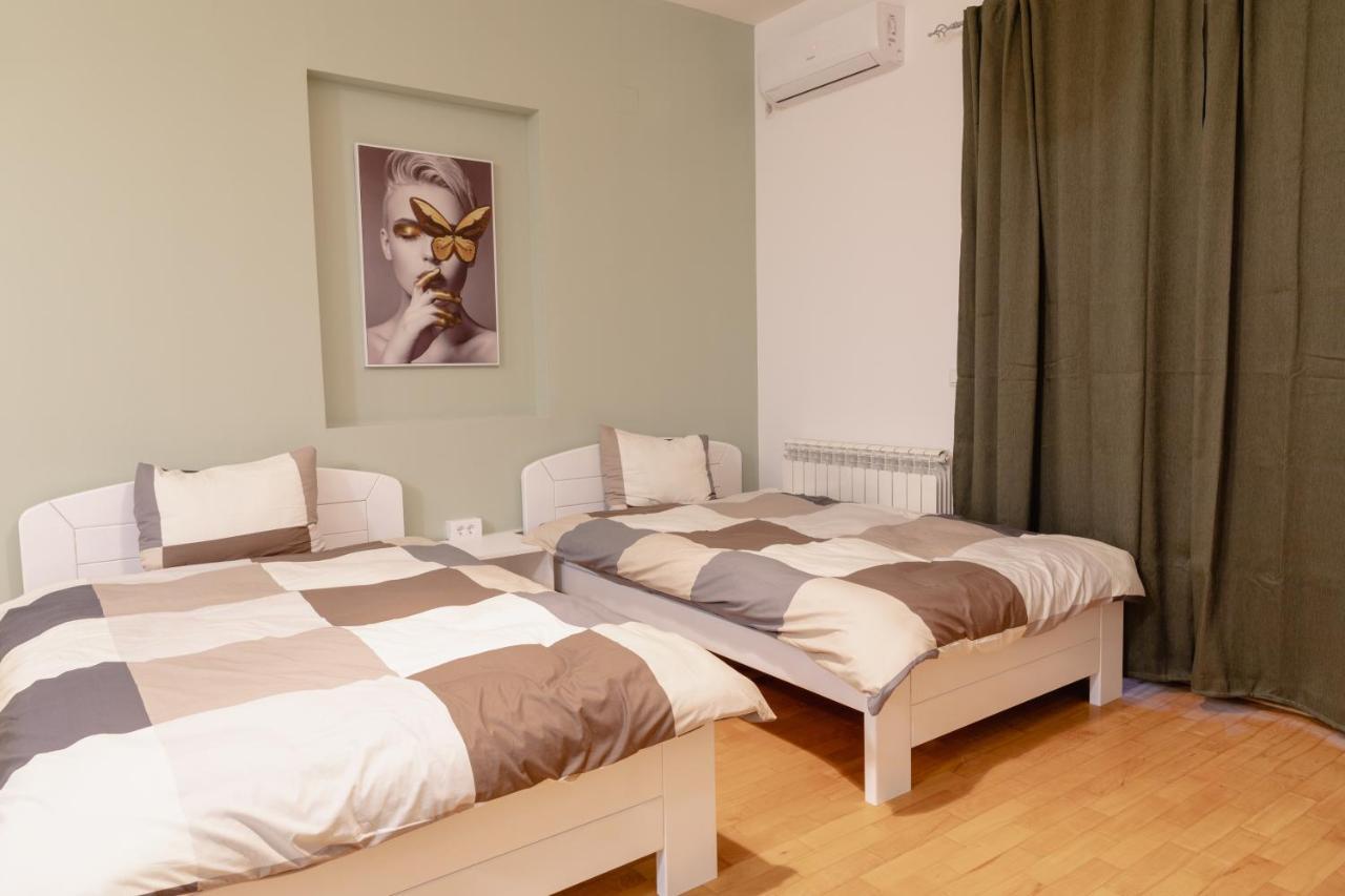 Airmi Hotel Surcin Bagian luar foto